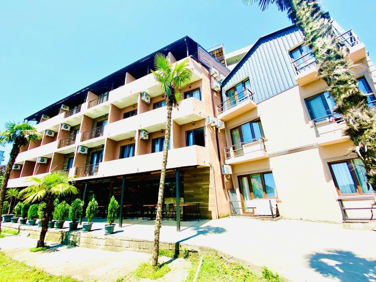 Aparthotel Costa Махінджаурі Екстер'єр фото